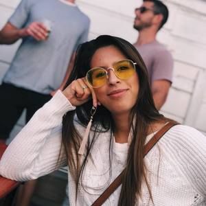 Meet your Posher, Andrea